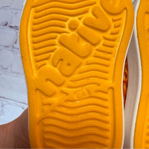 Natives - Picture 7 of 7